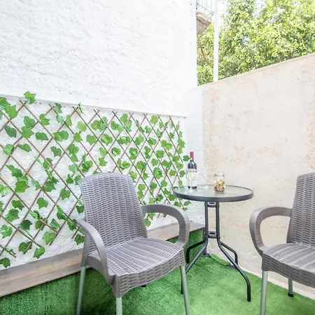 아파트 J & A Kandilas